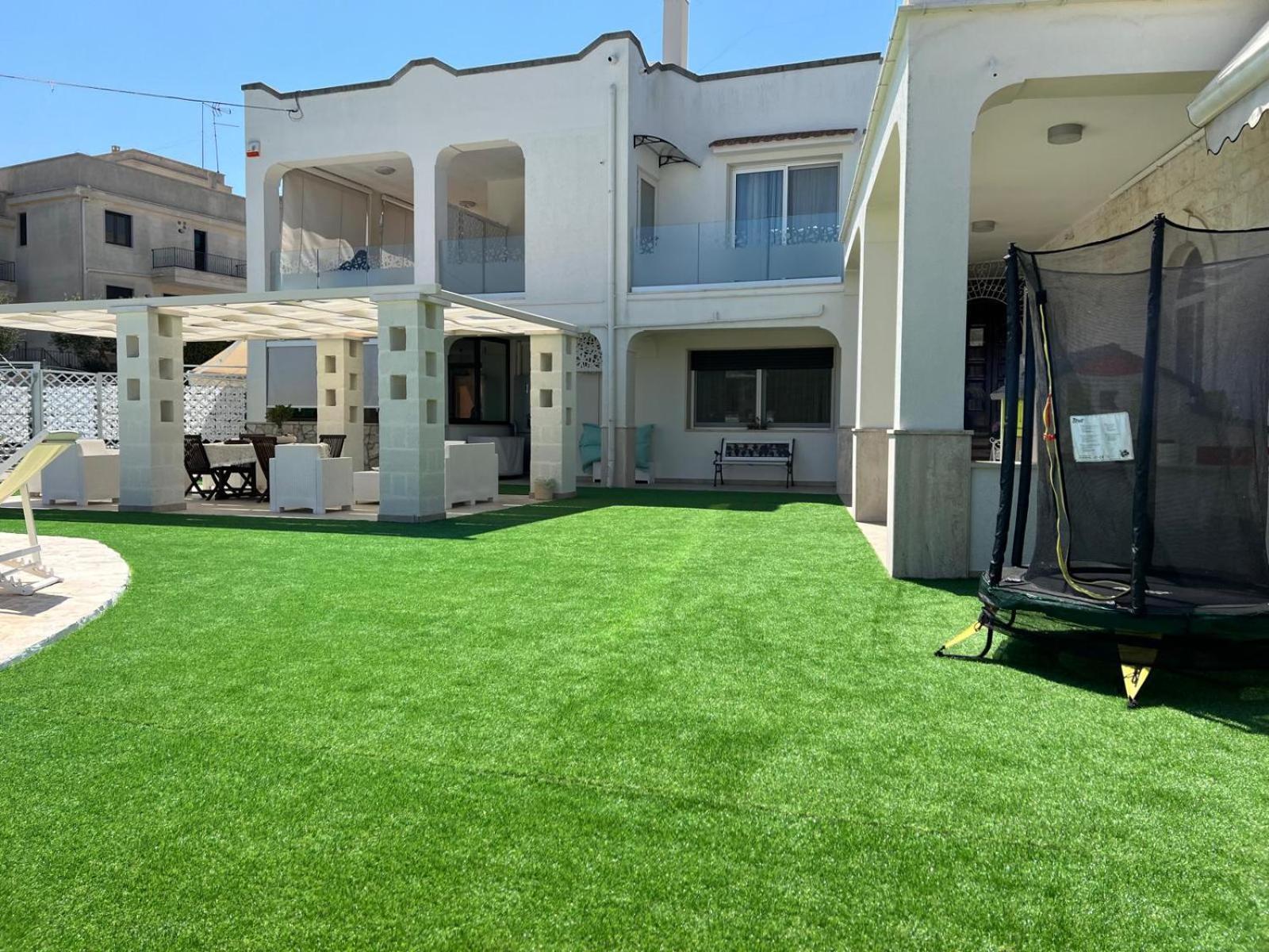 Casa De Lidzia2 Apartment Чистернино Екстериор снимка
